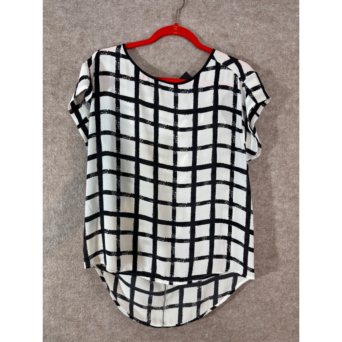 Bobeau Grid Print Short Sleeve Top Women Size Medium Black White Back Zip Blouse