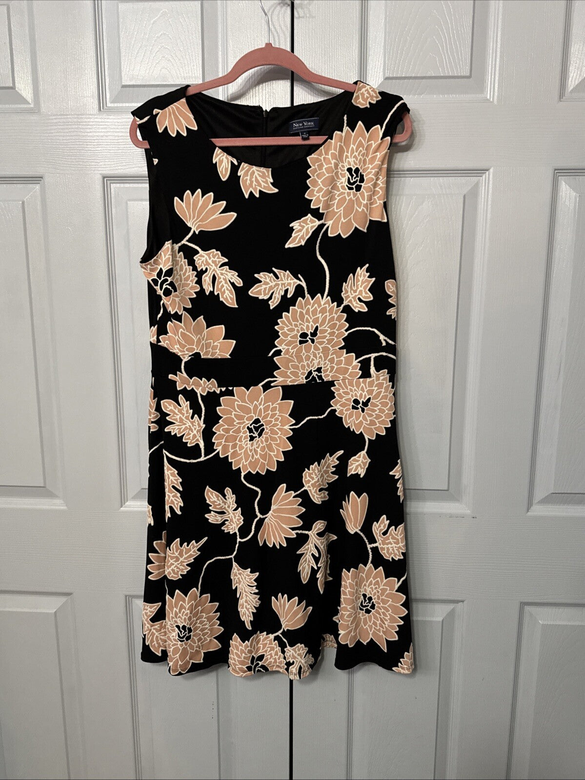 NWT New York Clothing Company Dress Sz 16 Women Sleeveless Black Pink Floral