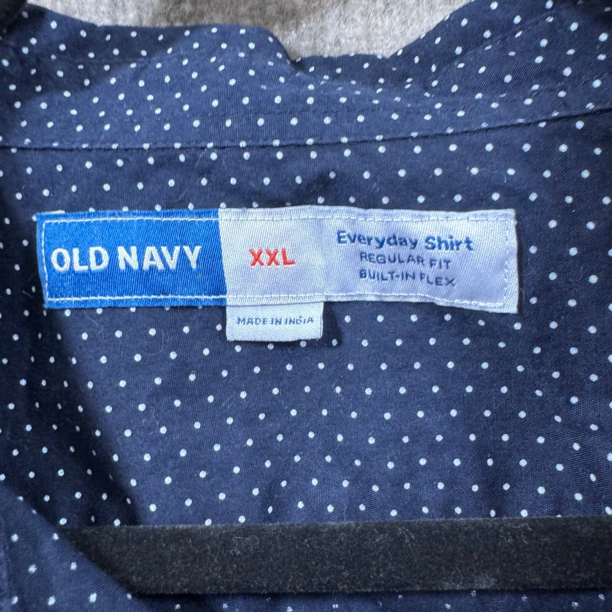 Old Navy Everyday Shirt Built in Flex Navy White Polka Dot Regular Fit XXL
