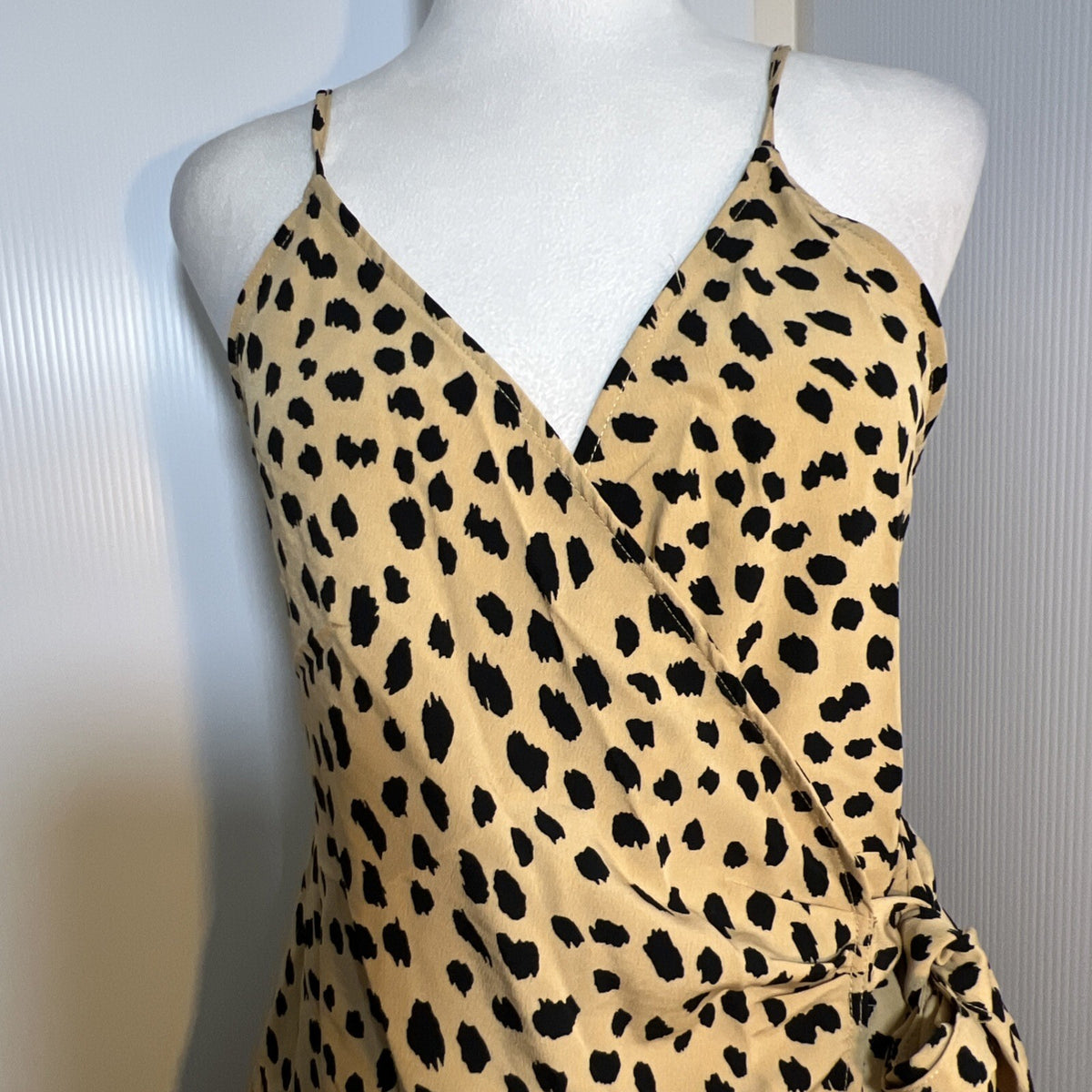 NWT Forever 21 Leopard Print Wrap Romper Size Small Taupe Spaghetti Strap Mini S