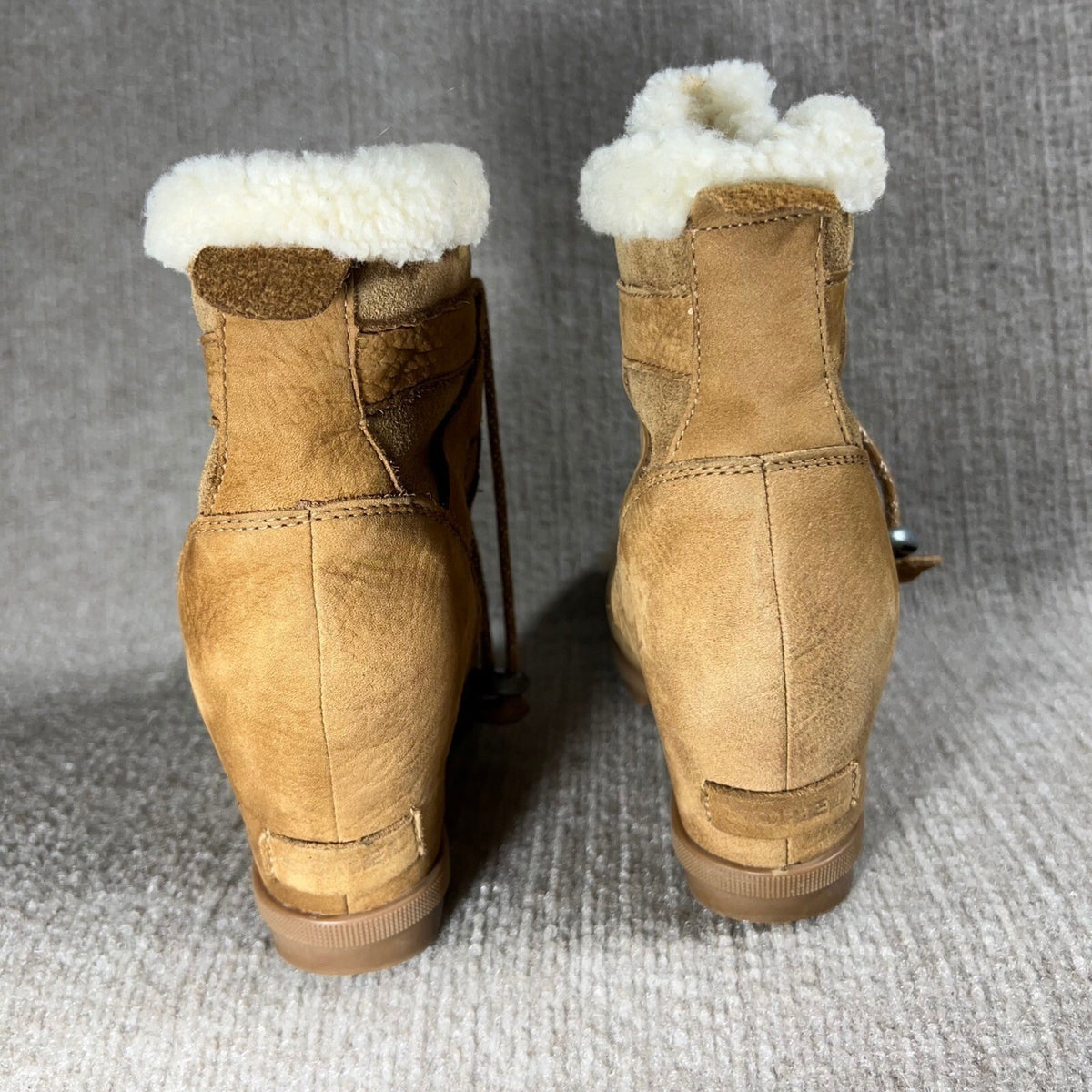 Sorel Joan Of Arctic Next Wedge Boots Womens 9.5 Tan Leather Sherpa Gorpcore