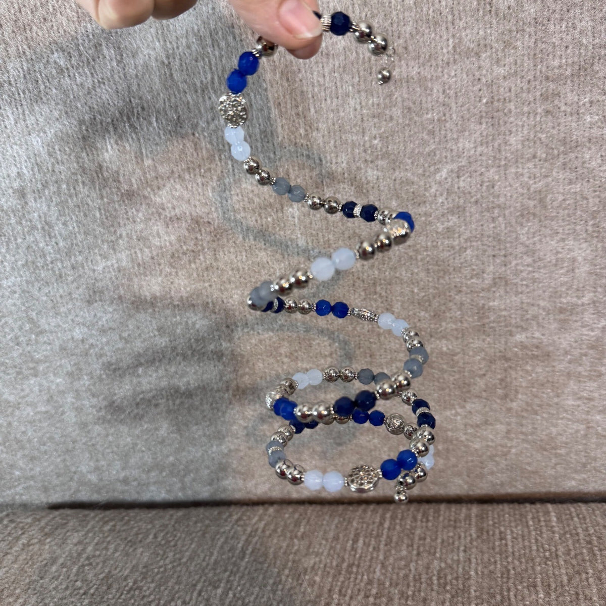 Memory Wire Wrap Bracelet Women OS Blue Silver Tone Beaded Layered Coastal Boho