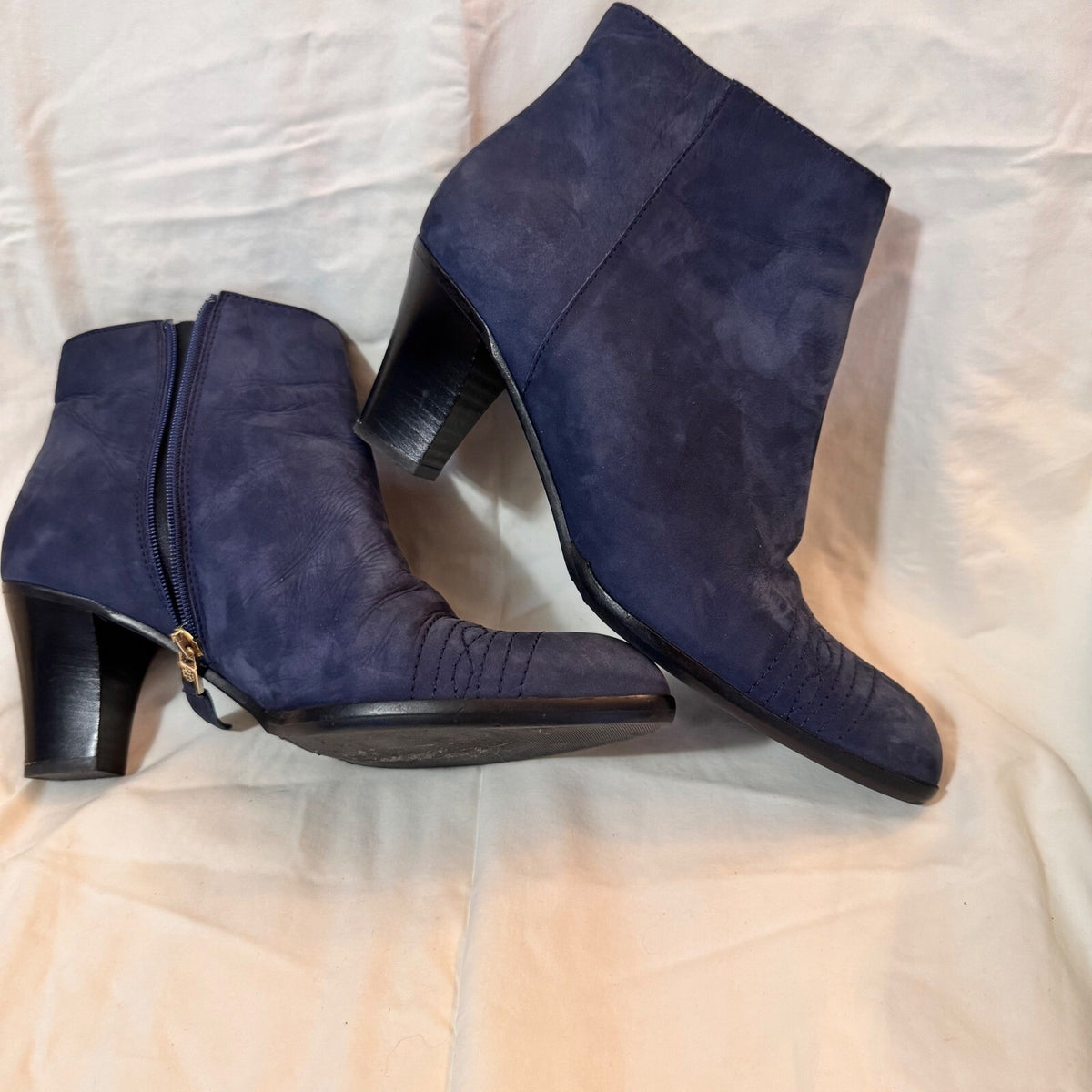 L.K. Bennett Navy Suede Ankle Boots Women41 US 10 Block Heel Side Zip Bootie