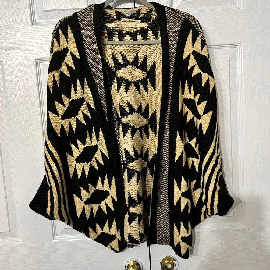 Charlotte Russe S/M Tribal Boho Black/Tan Dolman Sleeve Wrap Cardigan