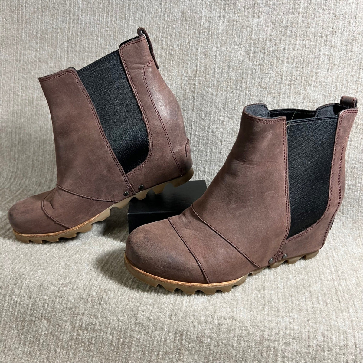Sorel Brown Leather Wedge Chelsea Ankle Boots Women's 8 EU 39 Waterproof
