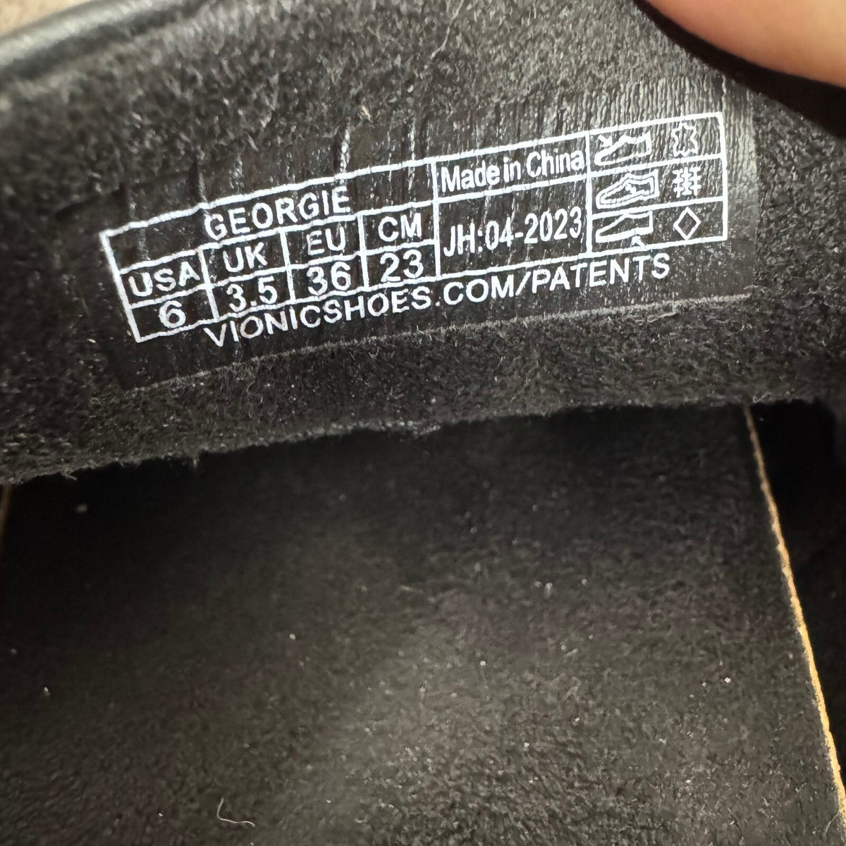 Vionic Black Leather Sz 6 Chain Mules Clogs Slip On Cork Footbed Comfort Shoes