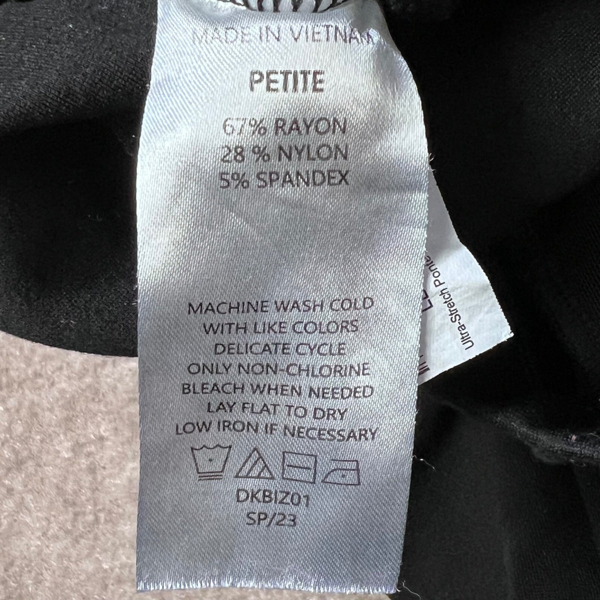 Quince Black Petite Ponte Pants Size M Stretch 4 Pocket Straight Leg Workwear