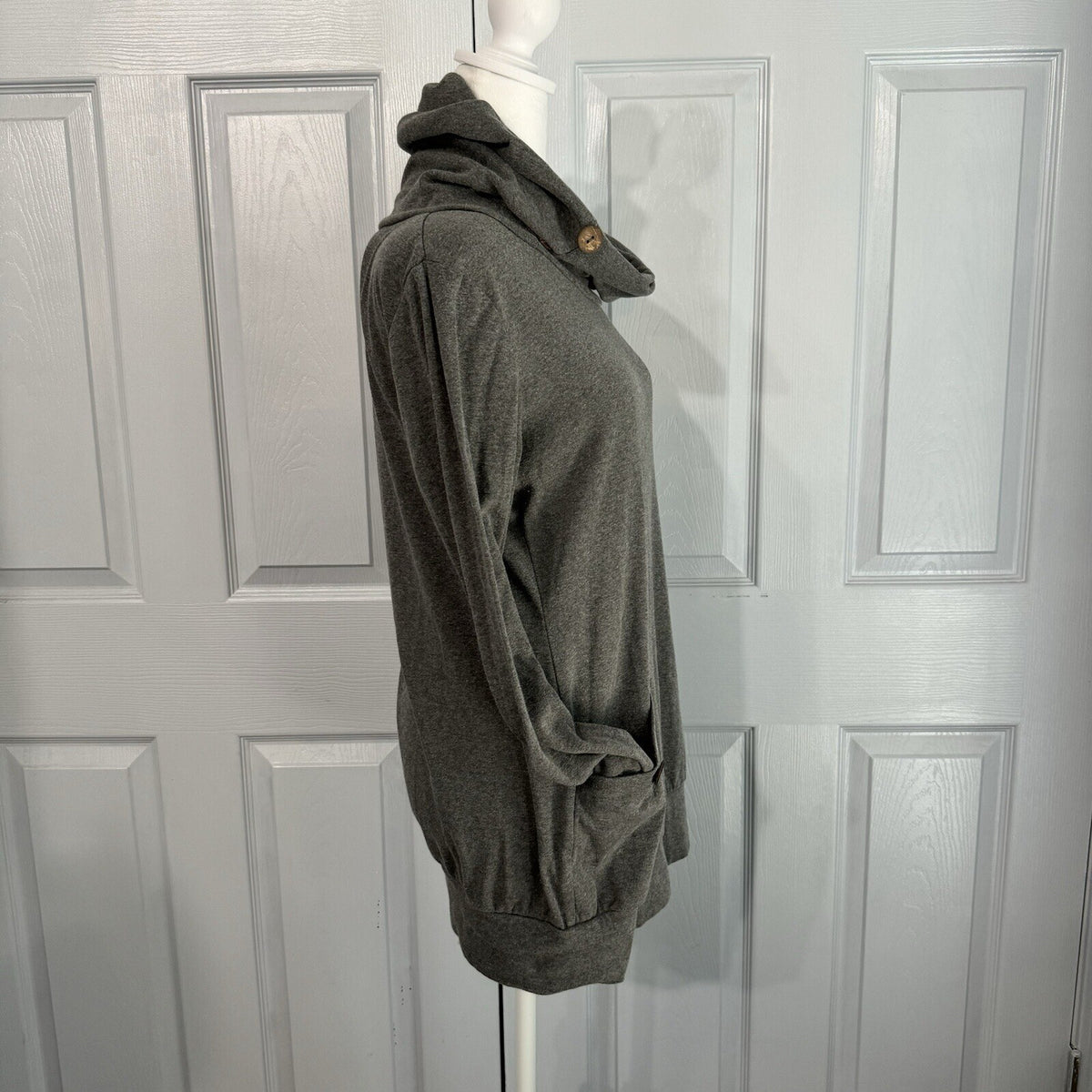 Levaca Grey Cowl Sweater with Pockets - Women Size L, Lagenlook Cozy Layer