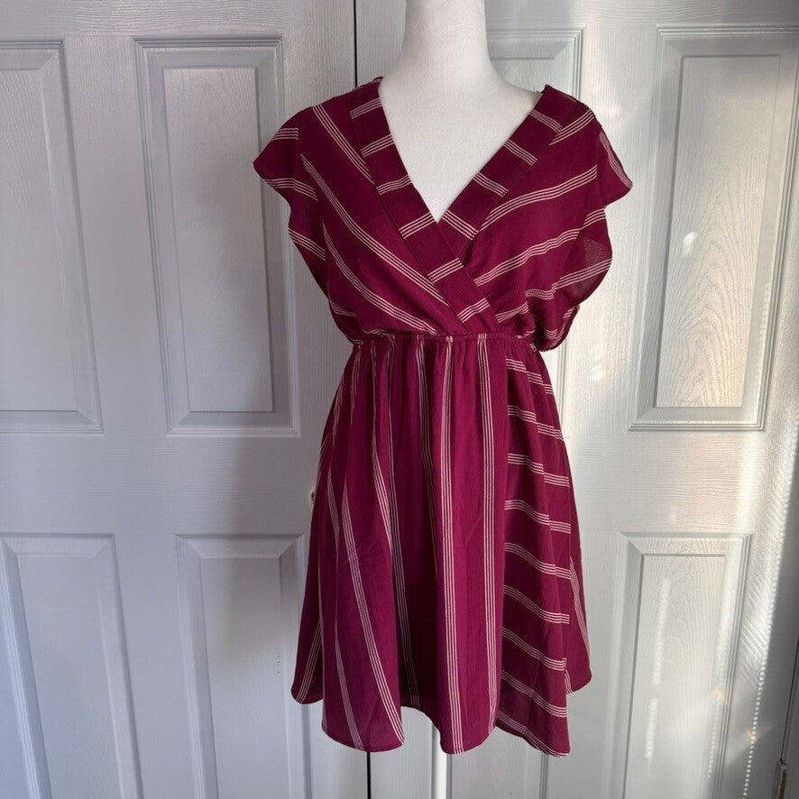 NWT Monteau Faux Wrap Lg Stripe V Neck Midi Dress w/ Flutter Sleeve Romantic