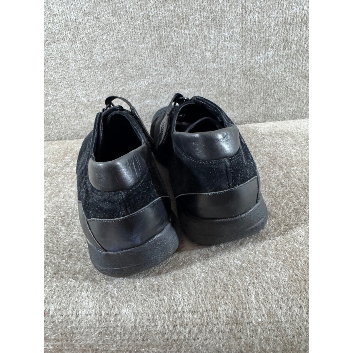 Stuart Weitzman Easy Straps Sneakers Women 8 Black Suede Leather Low Top