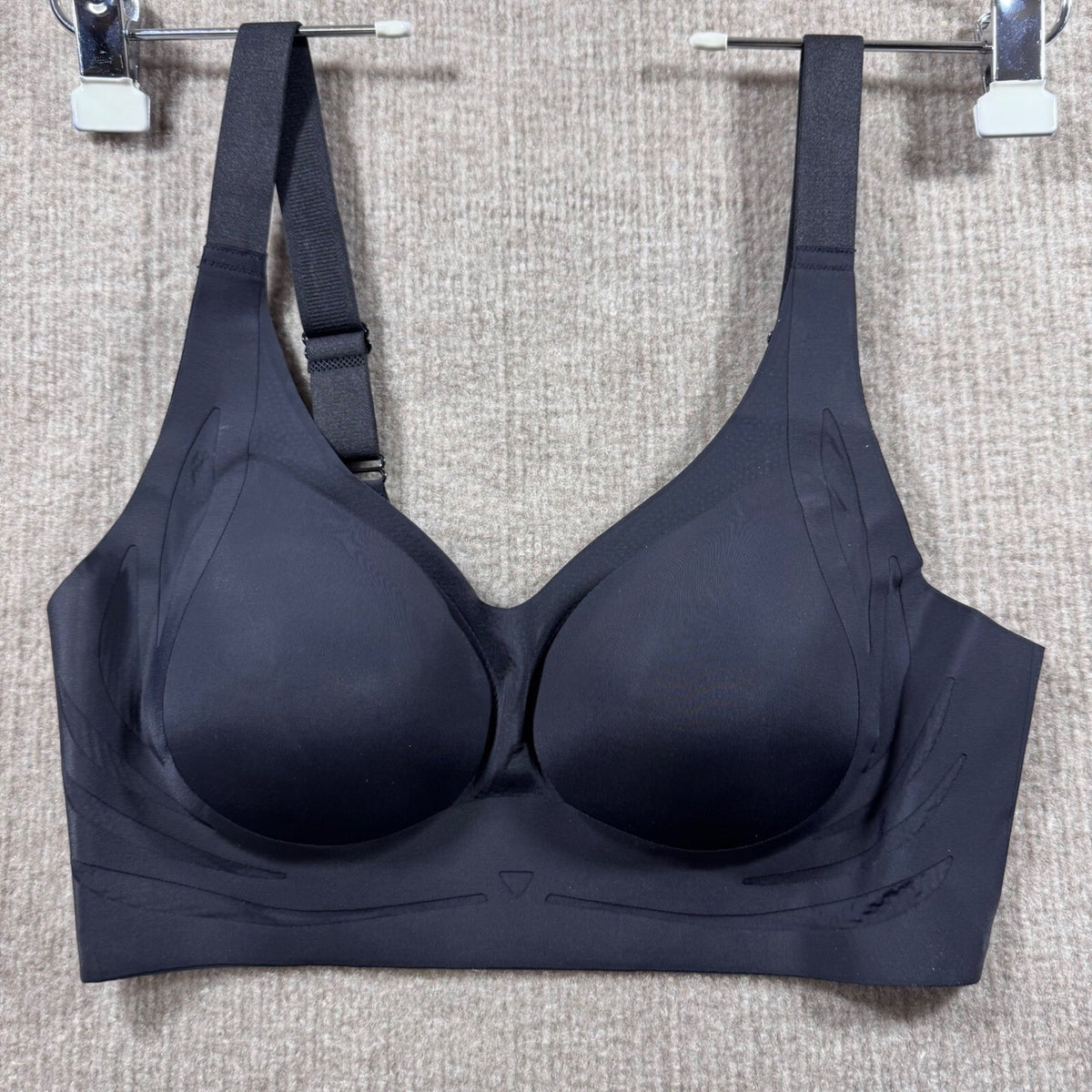 Lushfitting Black Seamless Comfort Wirefree Bra Adjustable Straps Back Clasp 32C