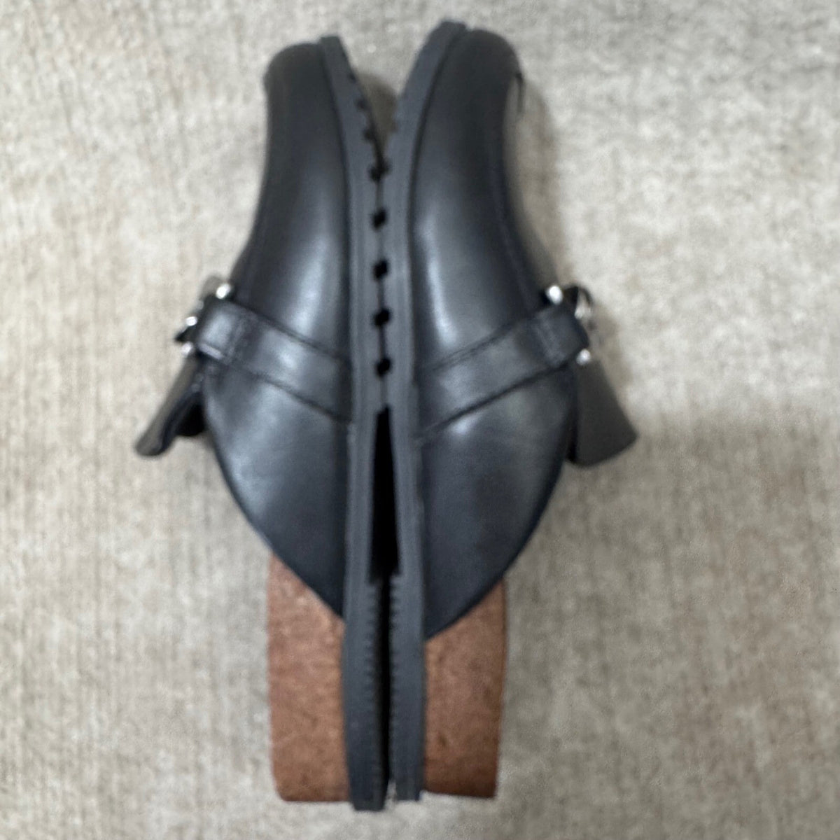 Vionic Black Leather Sz 6 Chain Mules Clogs Slip On Cork Footbed Comfort Shoes