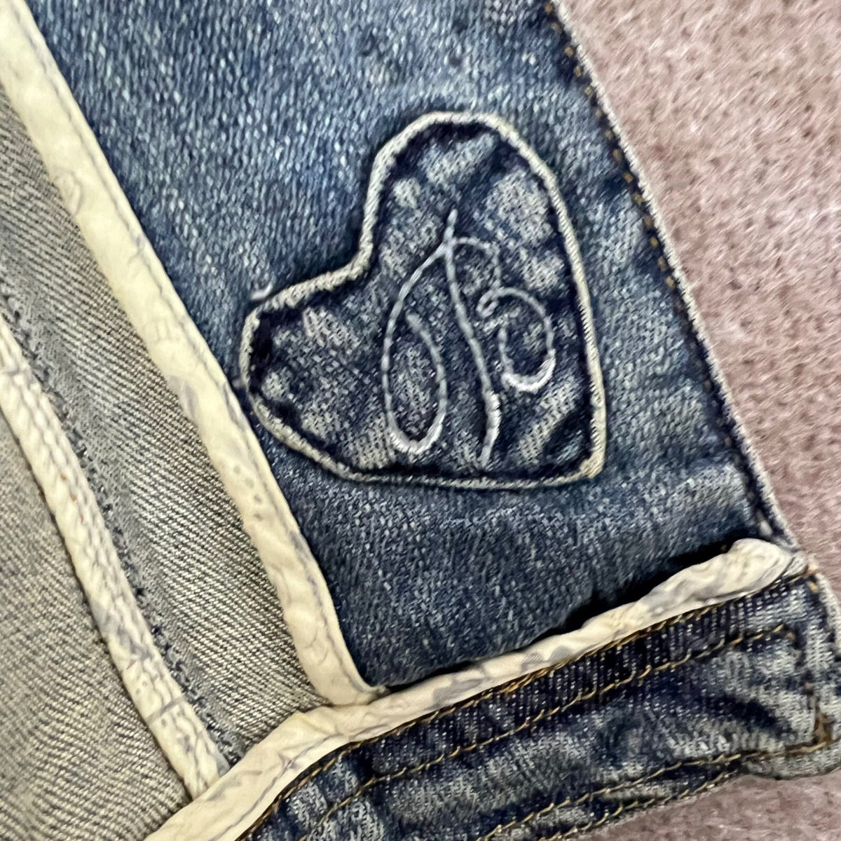 Brighton Denim Trucker Jacket Women Medium Blue Wash Crystal Heart Embroidery