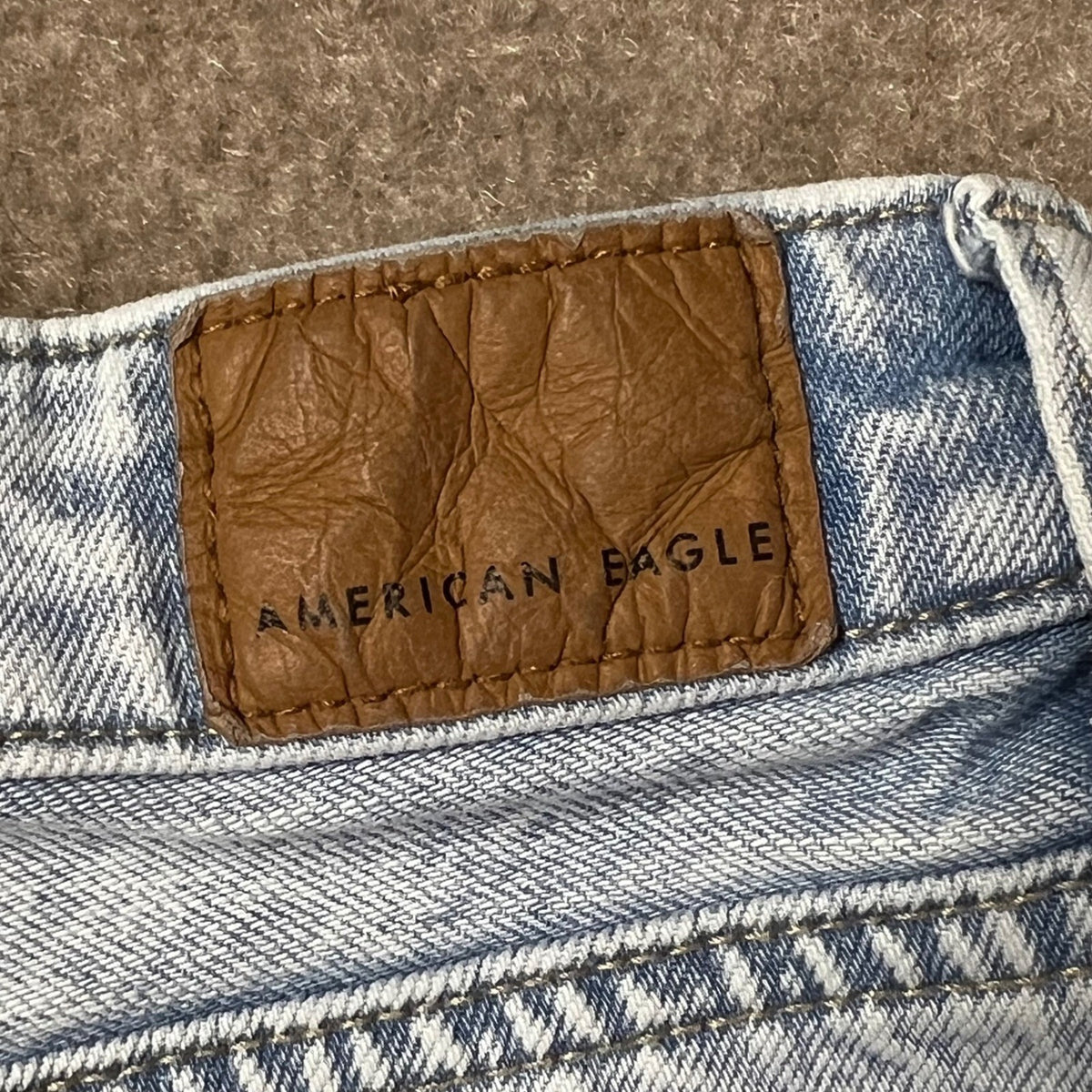American Eagle Outfitters Denim Ripped Button Fly Shorts Light Wash Size 0