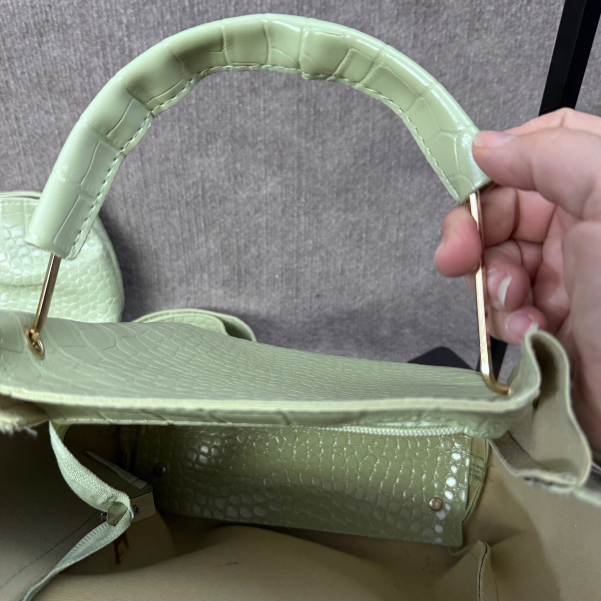 Sage Green Croc Embossed 3 PC Synthetic Purse Set Bucket Bag Crossbody Wallet