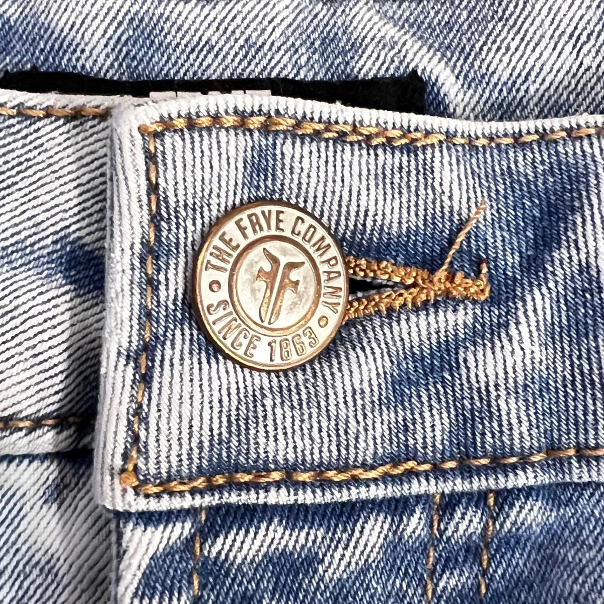 Frye High Rise Straight Leg Jeans Women 6/28 Light Wash Denim Acid Wash