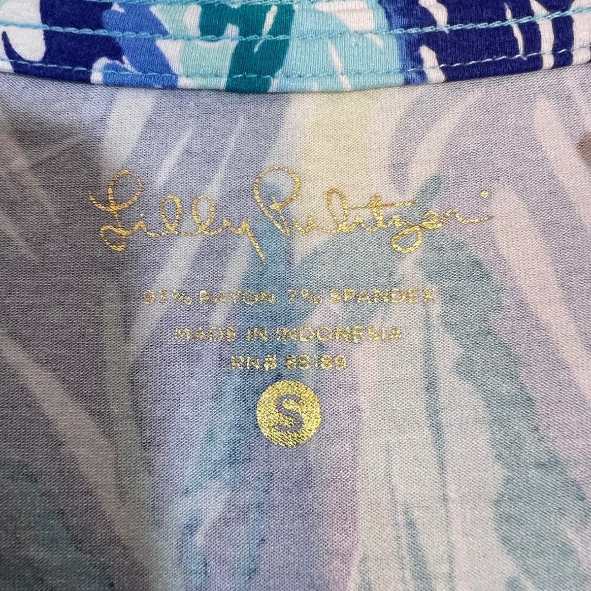 Lilly Pulitzer V Neck Tunic Top Womens Small Light as a Feather Print Resortwear