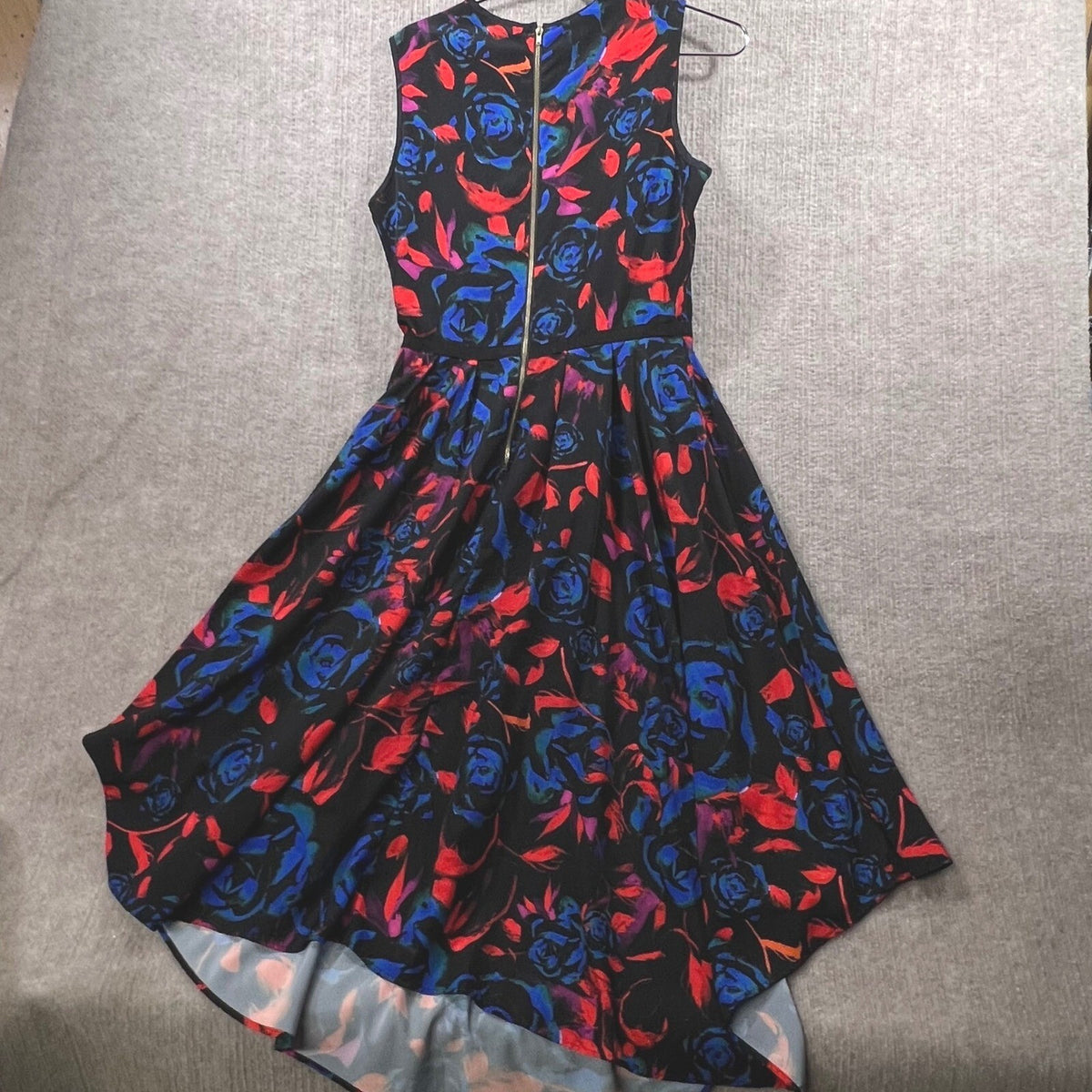 Hunter Bell New York Floral Print Black Blue Red Sleeveless Hi Low Dress Size 8