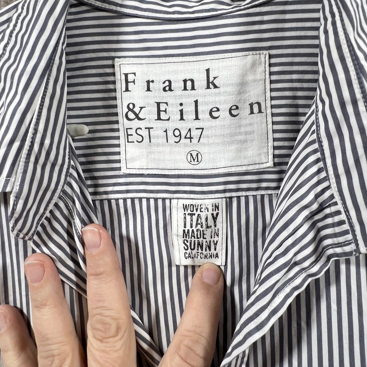 Frank & Eileen Barry Striped Button Down Shirt Women's Medium Blue White Cotton