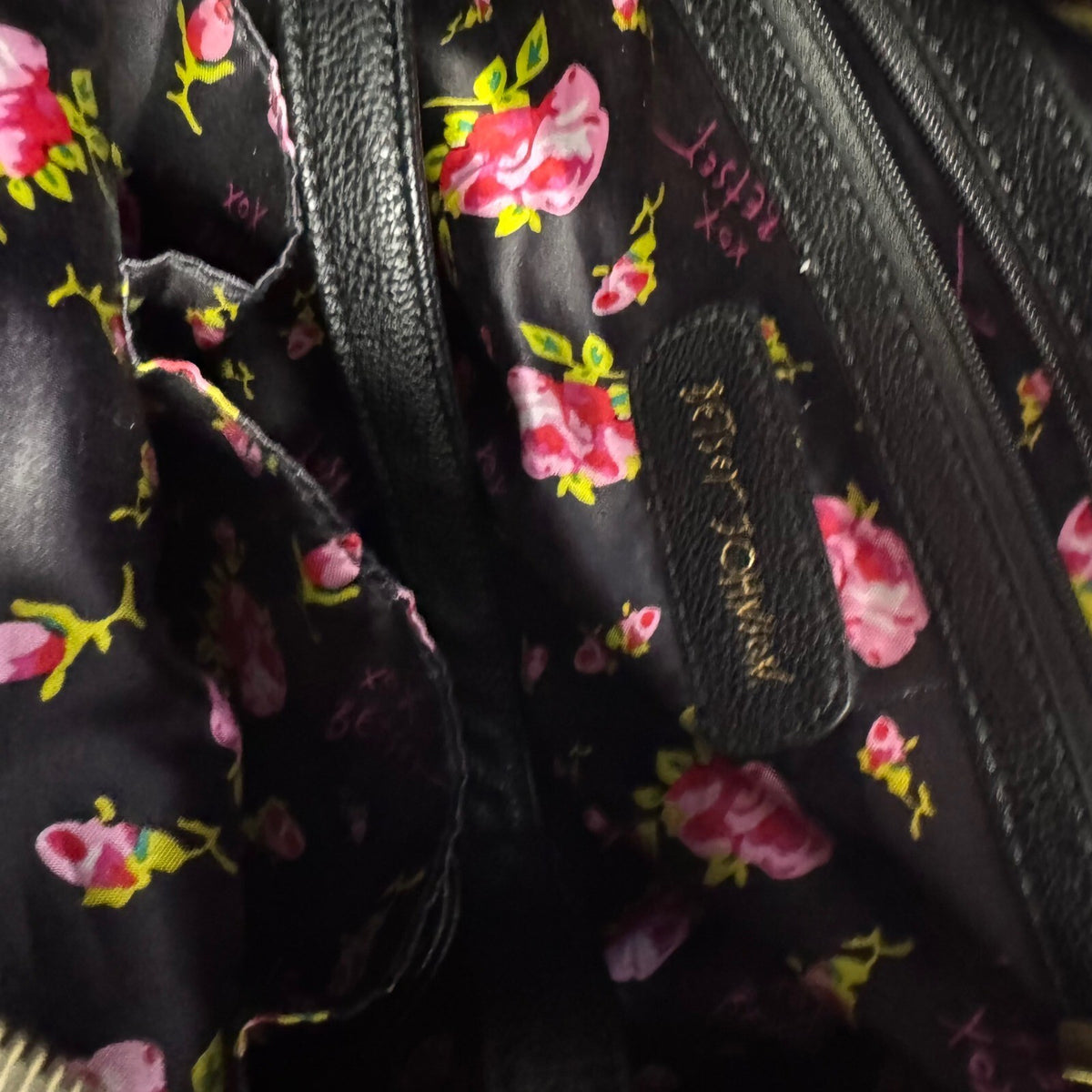 Betsey Johnson Satchel Bag Womens Medium Heart Quilted Faux Leather Coquette