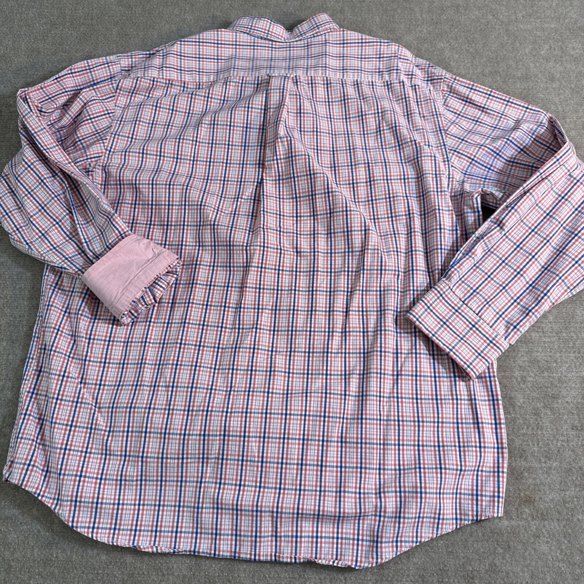 IZOD Premium Essentials Men XL Button up Shirt Contrast Cuff Plaid Red Blue