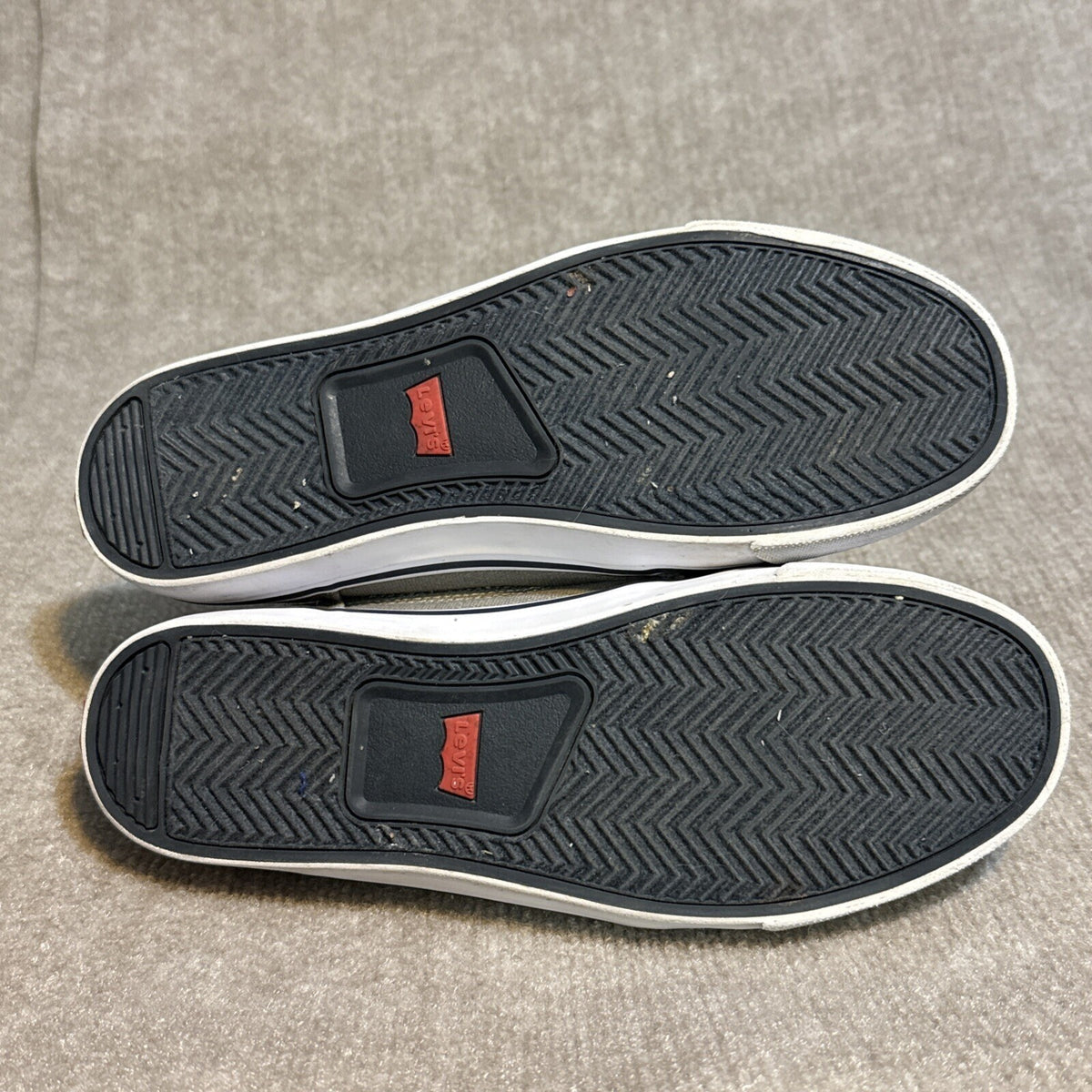 Levis Mens Gray Low Top Casual Sneakers Shoes Size 9.5