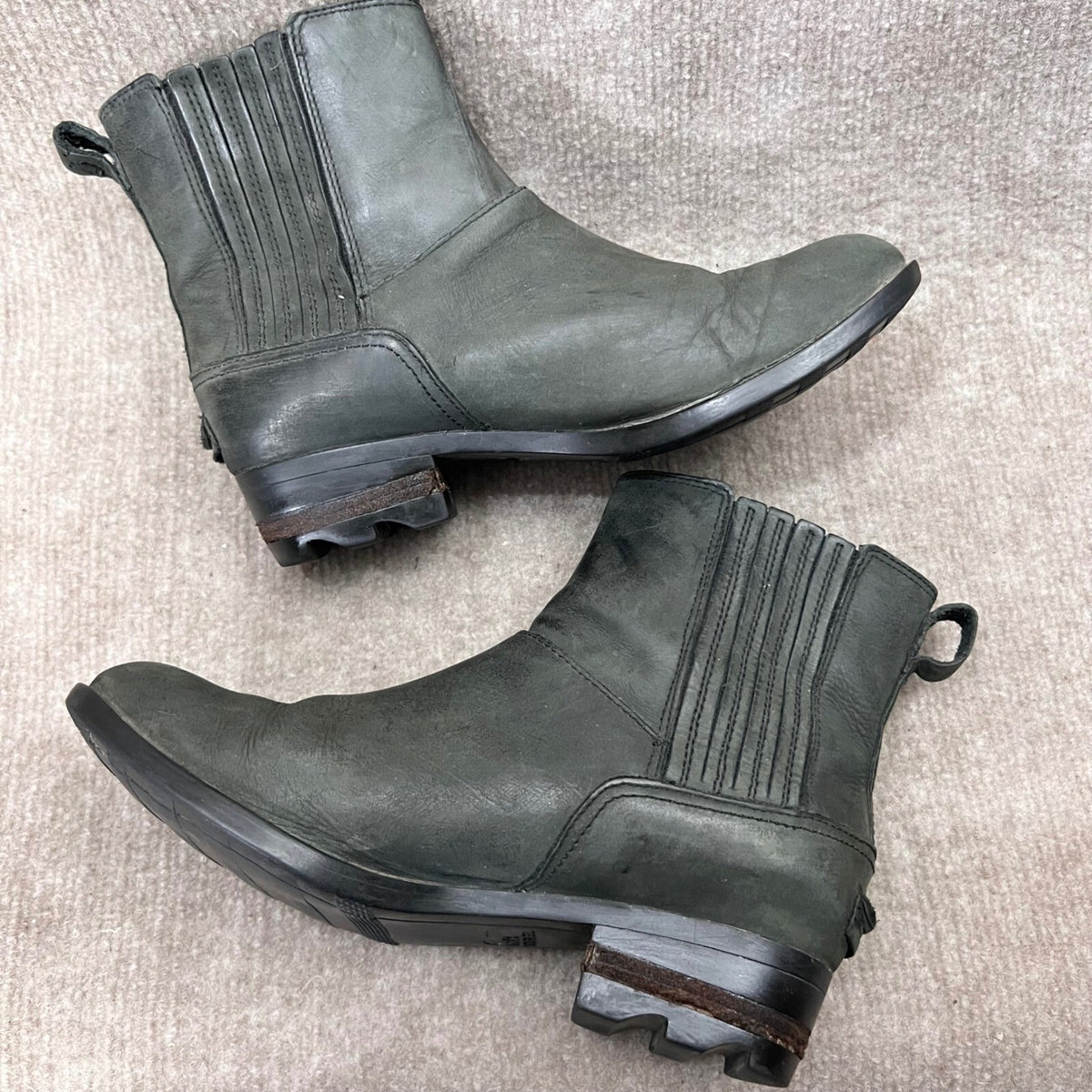 Sorel Womens Ankle Boots Black Leather Chelsea Style Size 7.5