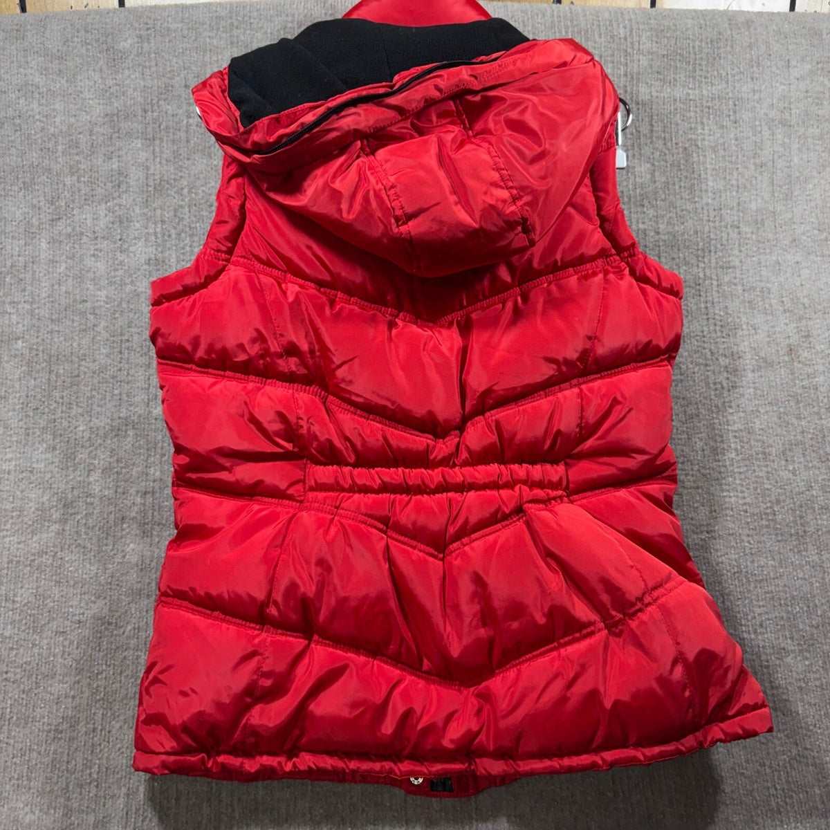 Canada Weather Gear Red Puffer Vest Hooded Full Zip Embroidered Logo Women Small