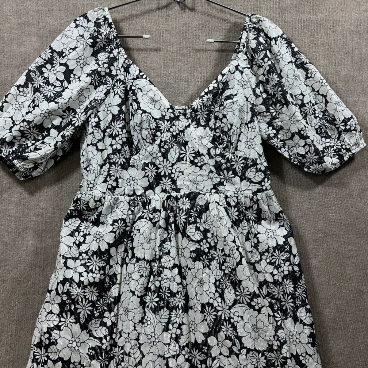 GAP Puff Sleeve V-Neck Floral Tiered Midi Dress Spring Mother's Day Capsule