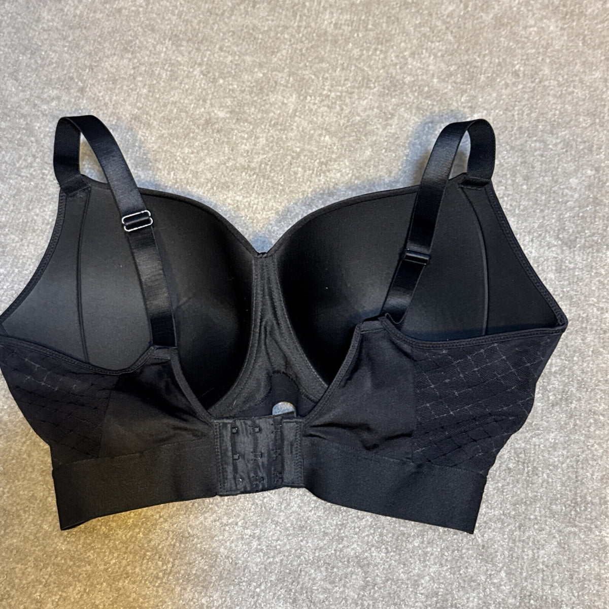 Bali Women Wireless Bra 38DDD 3458 Wide Band 3 Hook Plunge