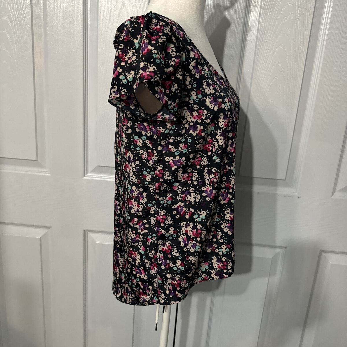 Jessica Simpson Dark Floral Cap Sleeve Top - Size M, Navy