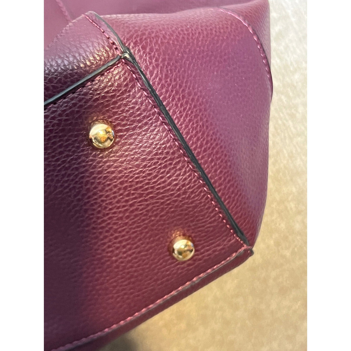 G.H. Bass Tote Bag Womens Burgundy Faux Leather Gold Hardware