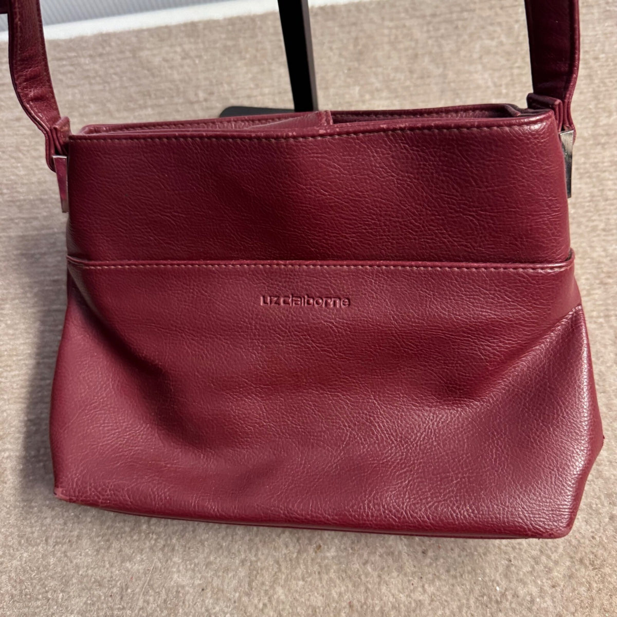 Liz Claiborne Crossbody Bag Women Burgundy Red Faux Leather Purse Minimalist
