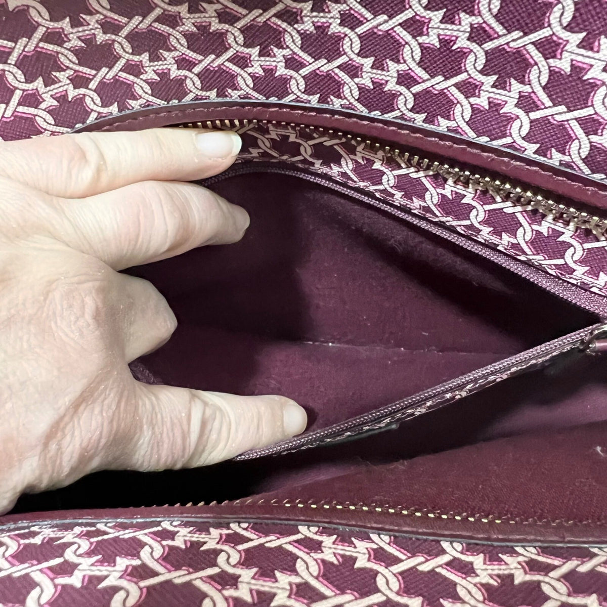 Kate Spade Link Tote Bag Burgundy Signature Logo Print Leather Trim