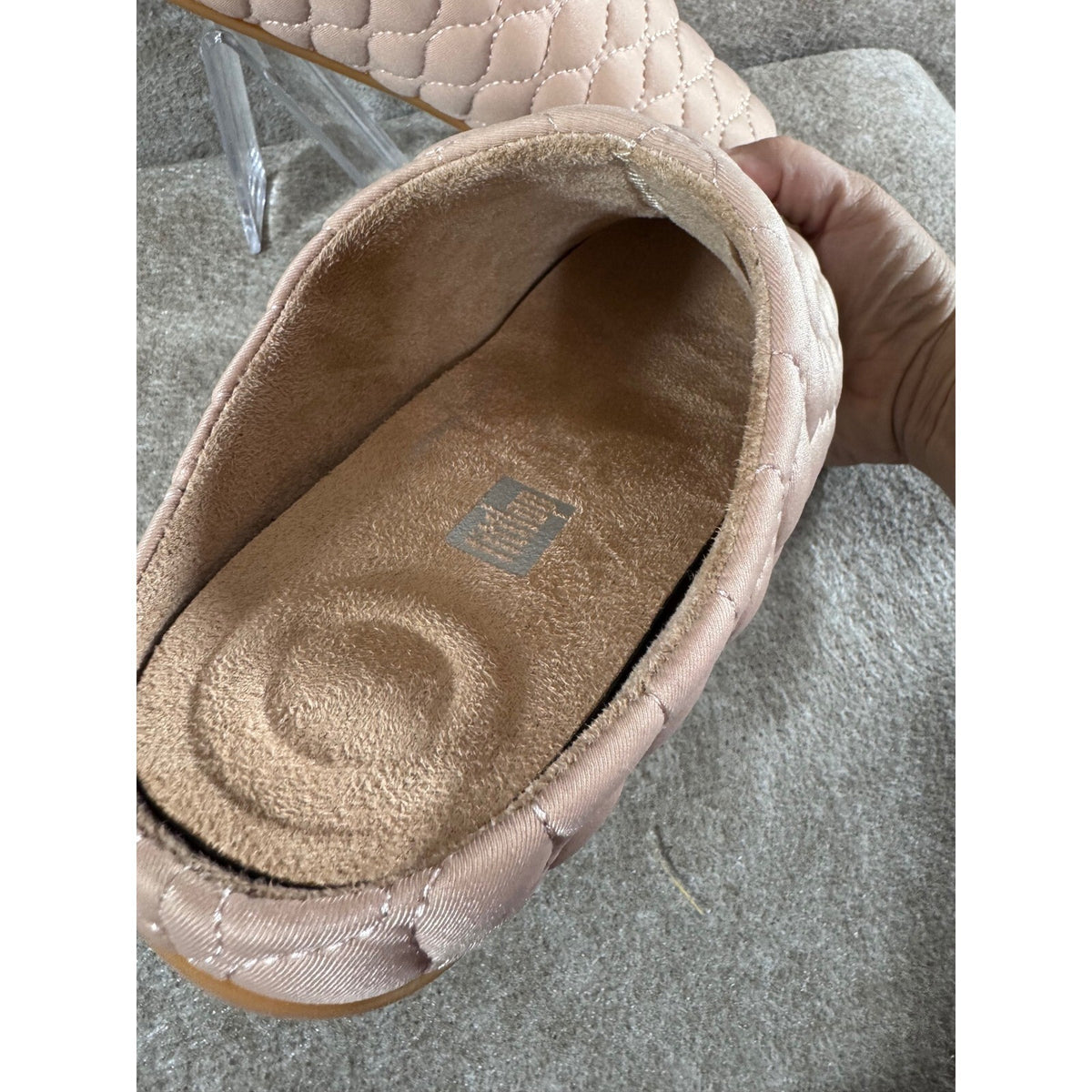 FitFlop Chrissie Padded Slippers Women 7 Quilted Beige Mules Comfort