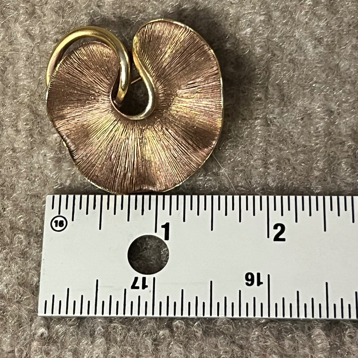 Vintage Lisner Signed Brooch and Earrings Set – Gold Tone & Rose Floral Design