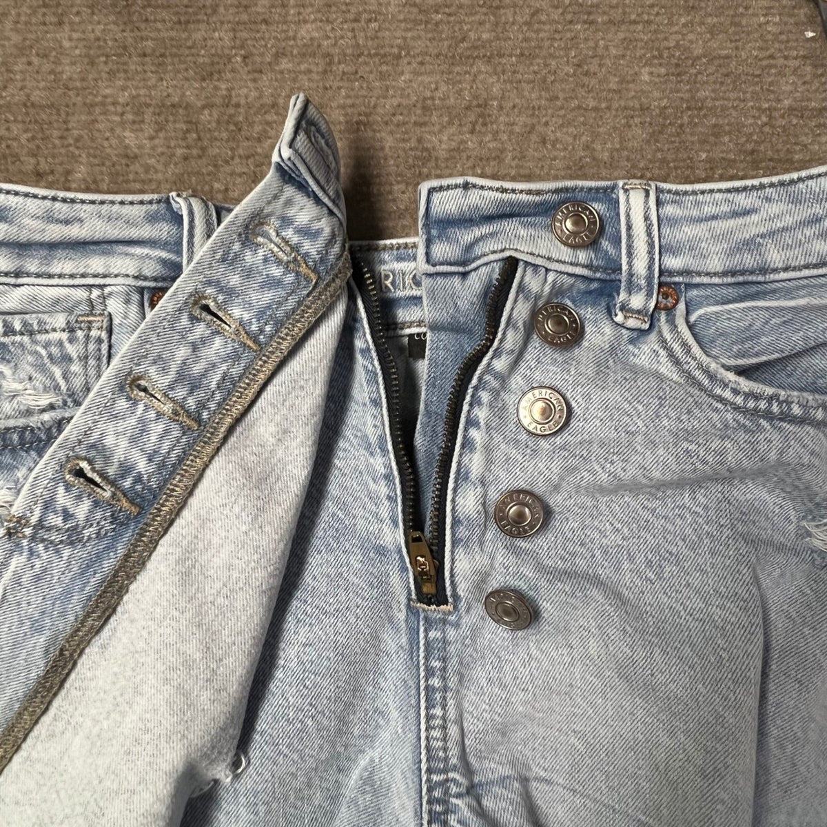American Eagle Outfitters Denim Ripped Button Fly Shorts Light Wash Size 0