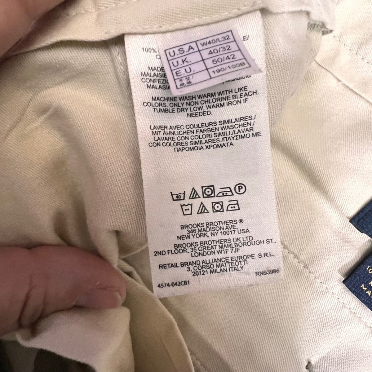 Brooks Brothers Advantage Chino Elliot Mens 40x32 Khaki Pleated Cuffed
