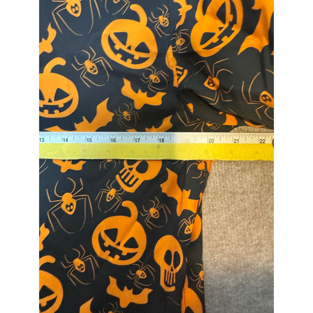 ENVMENST Halloween Button Down Shirt Mens Small Pumpkin Skull Bat Spider Spooky