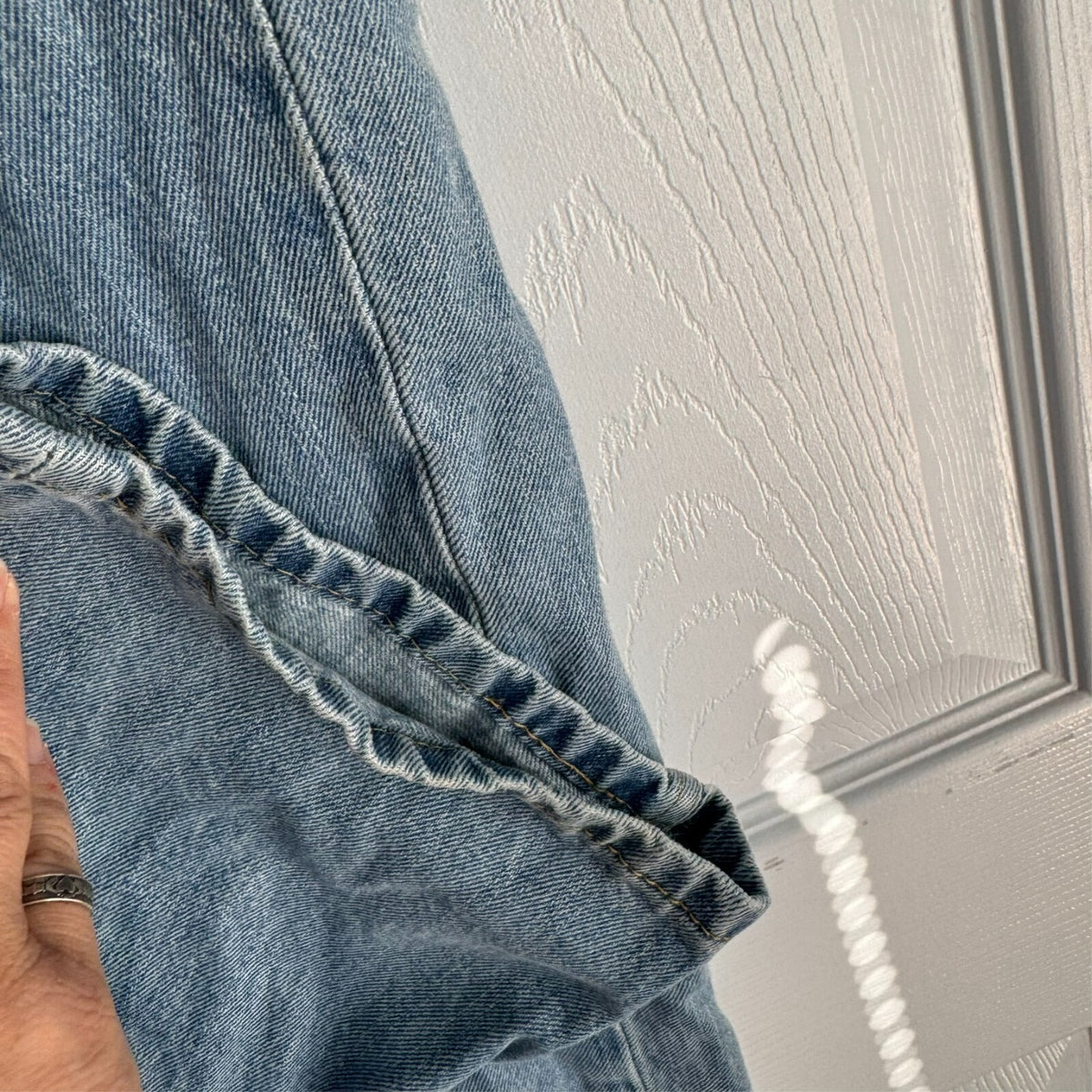 Levis 550 38x34 Jeans, Light Wash