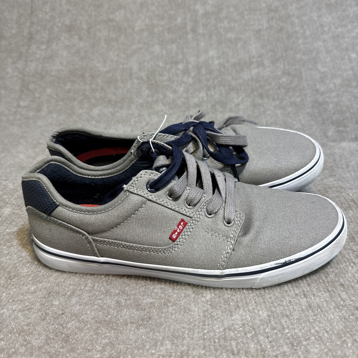 Levis Mens Gray Low Top Casual Sneakers Shoes Size 9.5