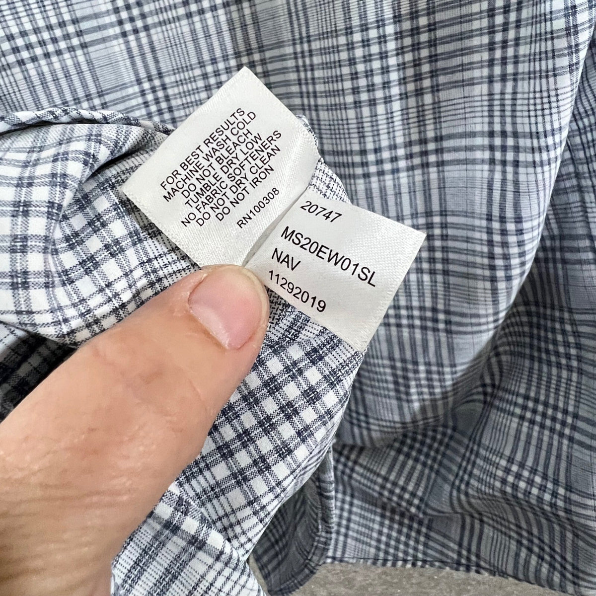 Peter Millar Button Up Shirt Mens Large Plaid Lightweight Summer Comfort Preppy