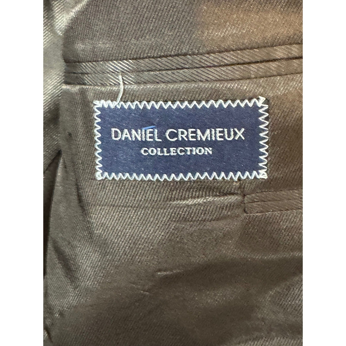 Daniel Cremieux Loro Piana Wool Suit 44R 36x29 (+2) Chocolate Brown Pinstripe