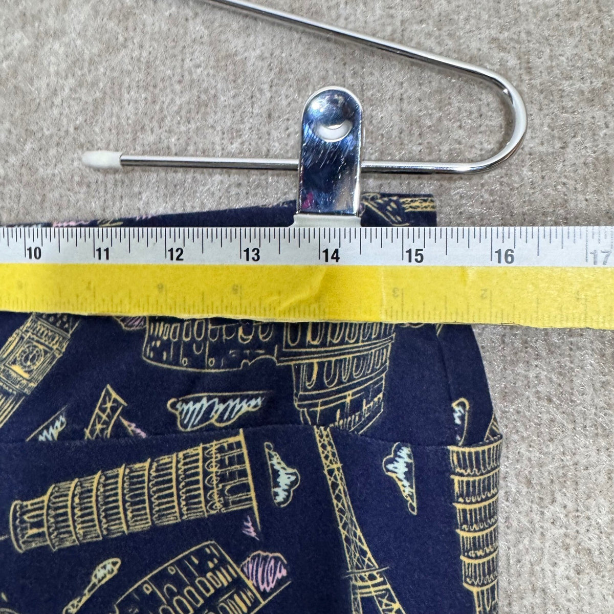 LuLaRoe Leggings Tall Curvy Navy Blue Travel Landmark Print Eiffel Tower Big Ben