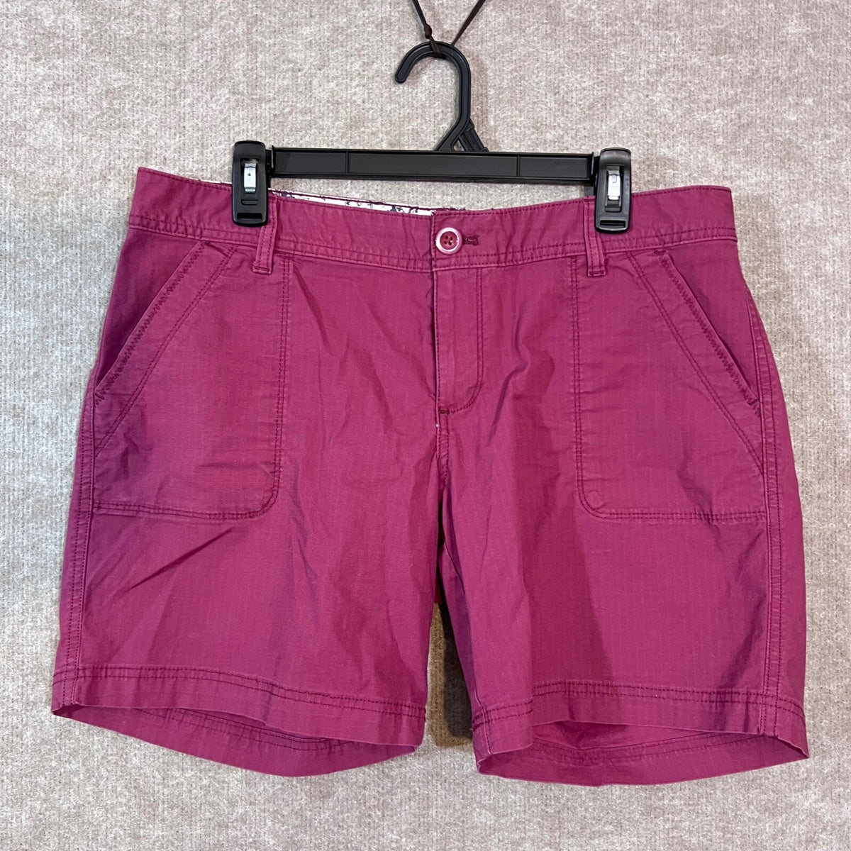 Eddie Bauer Ripstop Cargo Shorts Women 10P Maroon Purple Stretch Hiking Gorpcore
