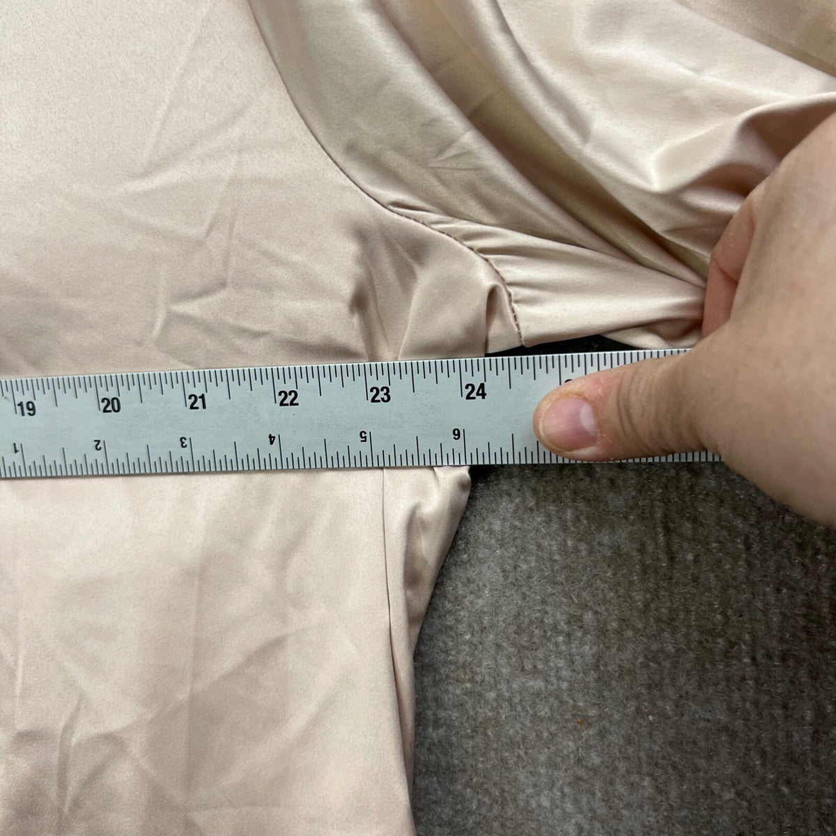 Lane Bryant Satin Button Front Shirt Blouse Plus Size 24 Beige Long Sleeve