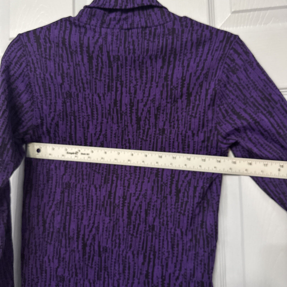Athleta Flurry Elemental Turtleneck Women Small Purple Digital Pattern Stripe