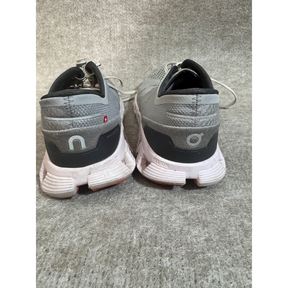 On Cloud X Running Shoes Womens 8.5 Gray Pink Lightweight Training Sneakers
