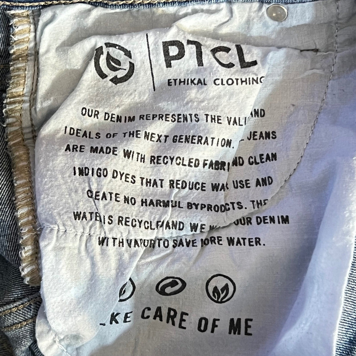 PTCL Ethikal Brand Distressed Denim Shorts Women 26 Raw Hem Blue Jean Summer