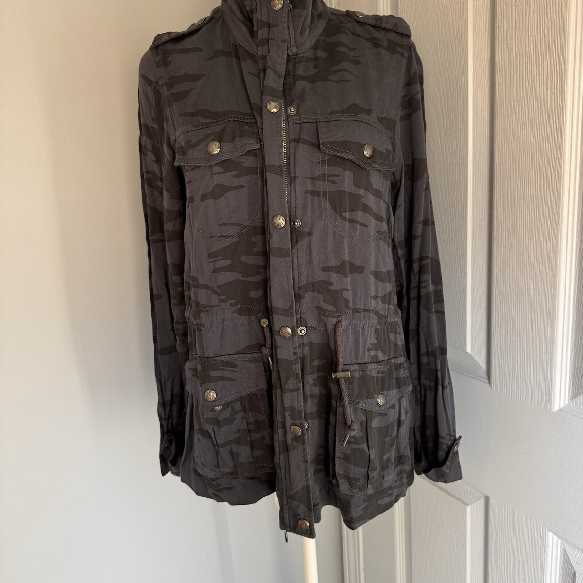 Maurice's Sz M Animal Print Drawstring Waist Military Style Chore Coat Jacket